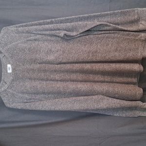 Old Navy sweater. Size XL. Gray.
